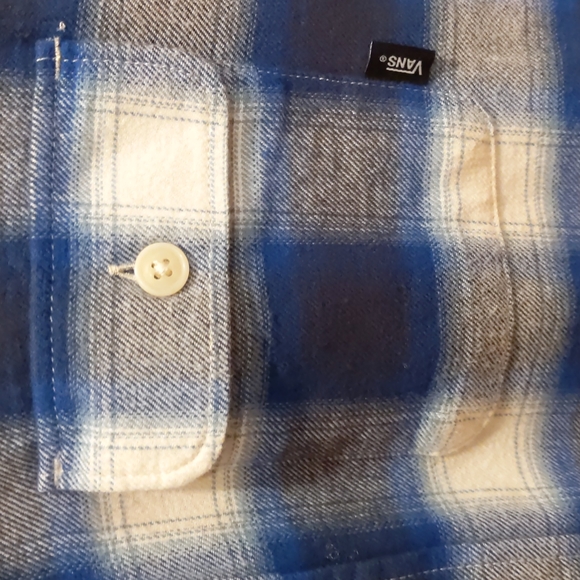 Vans button down - Picture 2 of 5